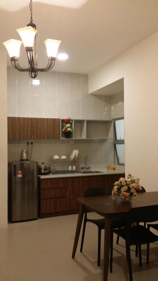 Barrington Square 2 Rooms Apartment At Golden Hill Night Market Бринчанг Экстерьер фото